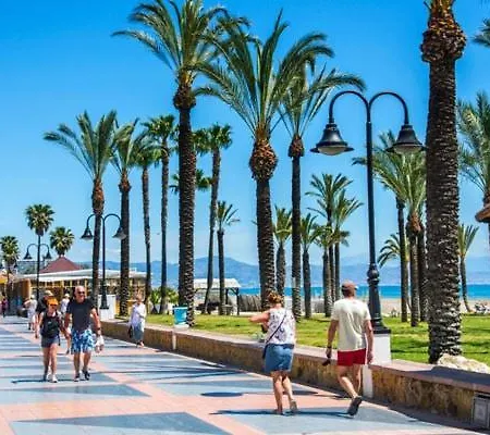 En Torremolinos, Urb Alamos Apartment